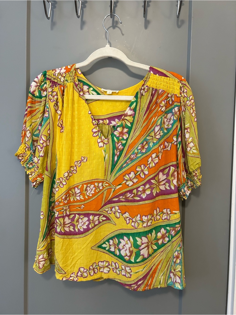 Haute Hippie Yellow Floral V-Neck Short Sleeve Top